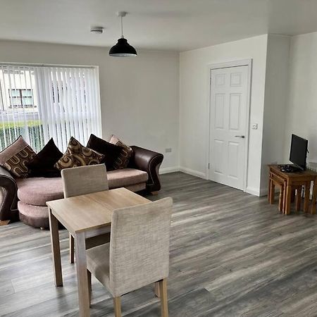 Conveniently Located, Close To City And Quiet Area Londonderry Exterior photo